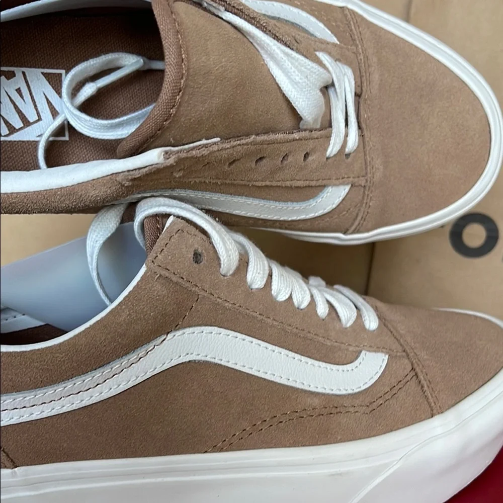 Vans WMNS Old Skool Stacked Soft Suede Burro/True White VN0A7Q5MB69 Platforms